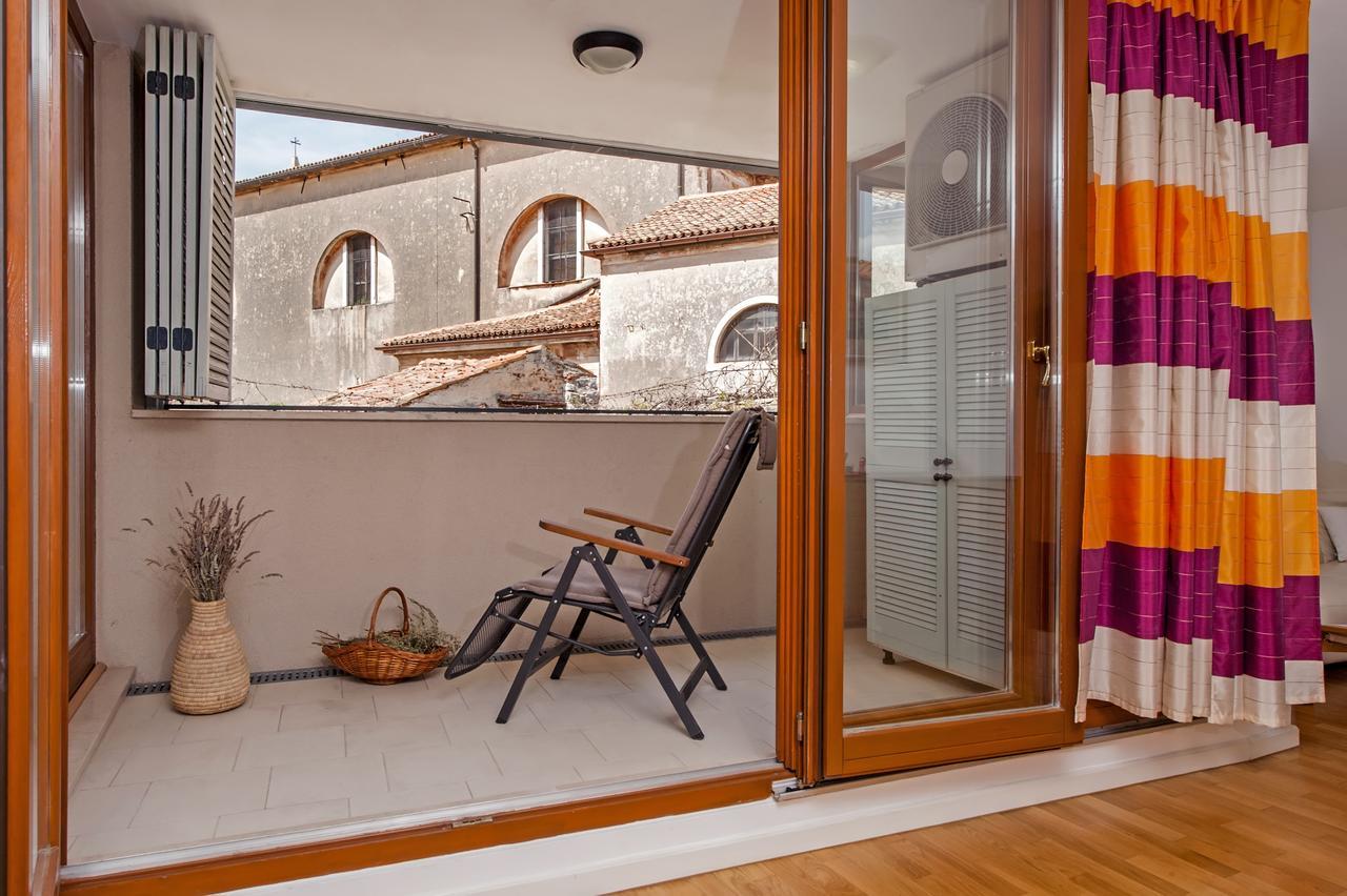 Apartment Campanile Rovinj Kültér fotó
